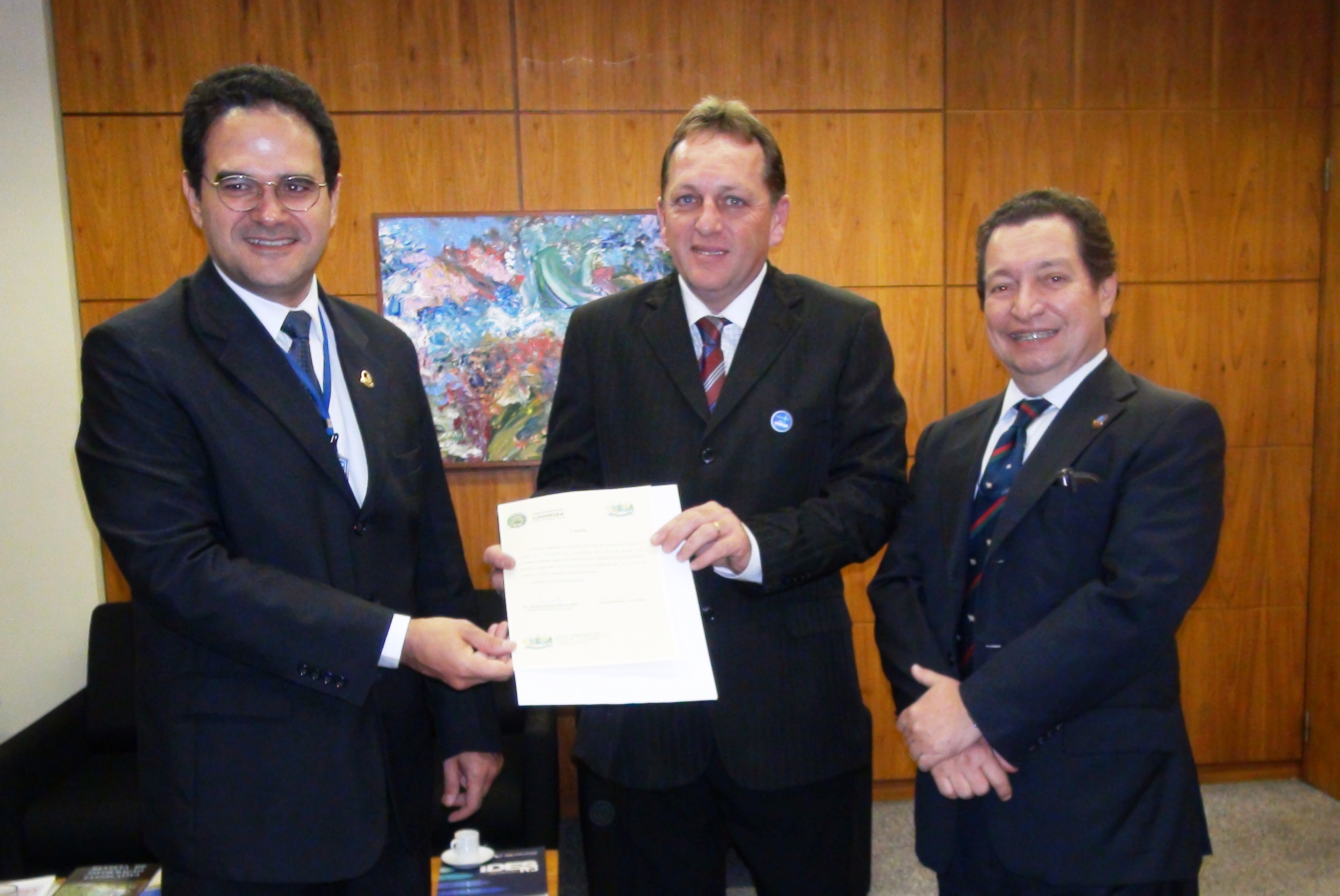 MODERNIZAÇÃO - Interlegis e Câmara de Louveira intensificam parceria