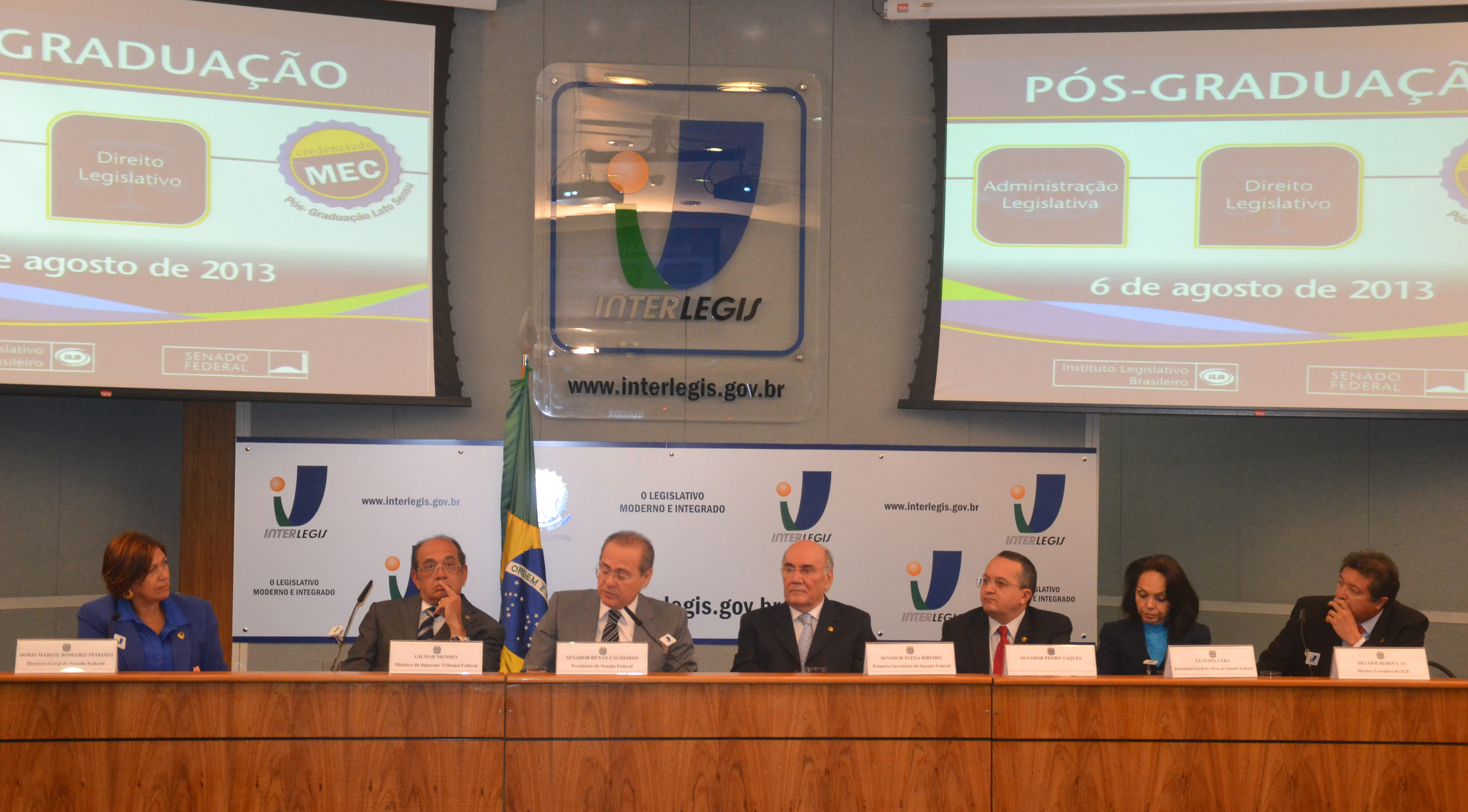 Renan participa do lançamento dos cursos de pós-graduação do ILB