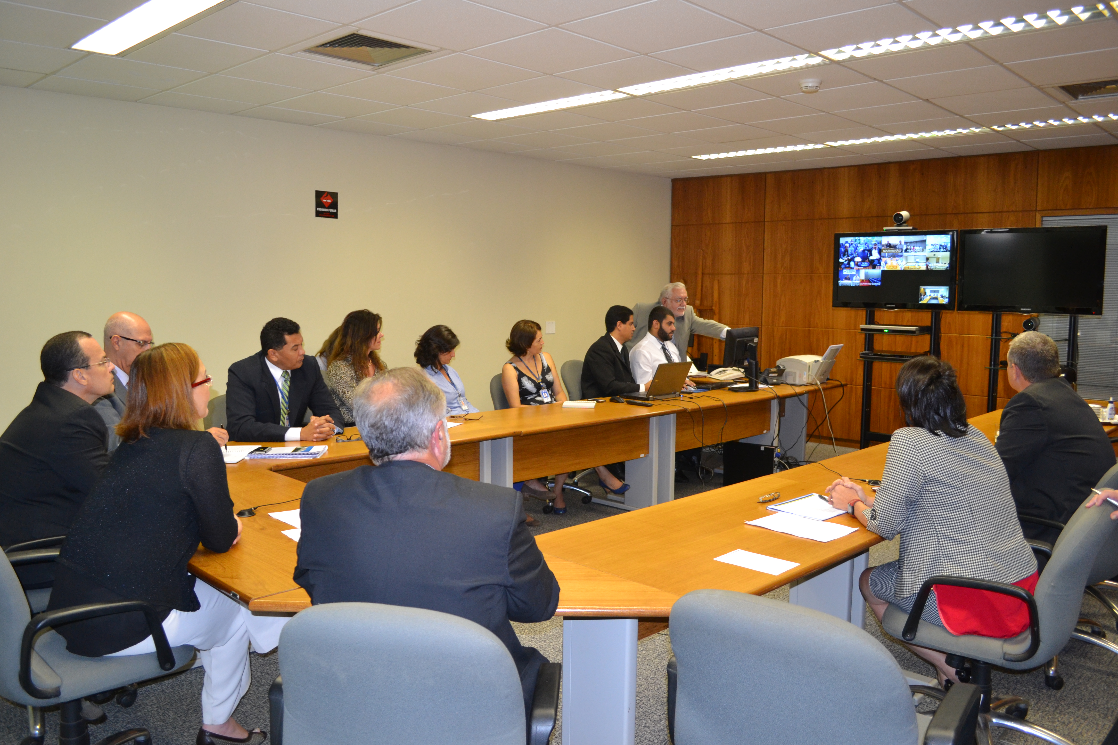 Videoconferência com representantes Interlegis nos Estados mostra interesse por cursos e parcerias na TV