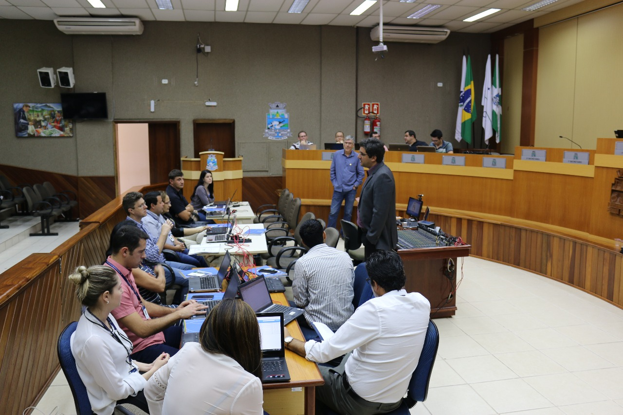 24 alunos participam da Oficina Interlegis de Portal Modelo em Foz do Iguaçu