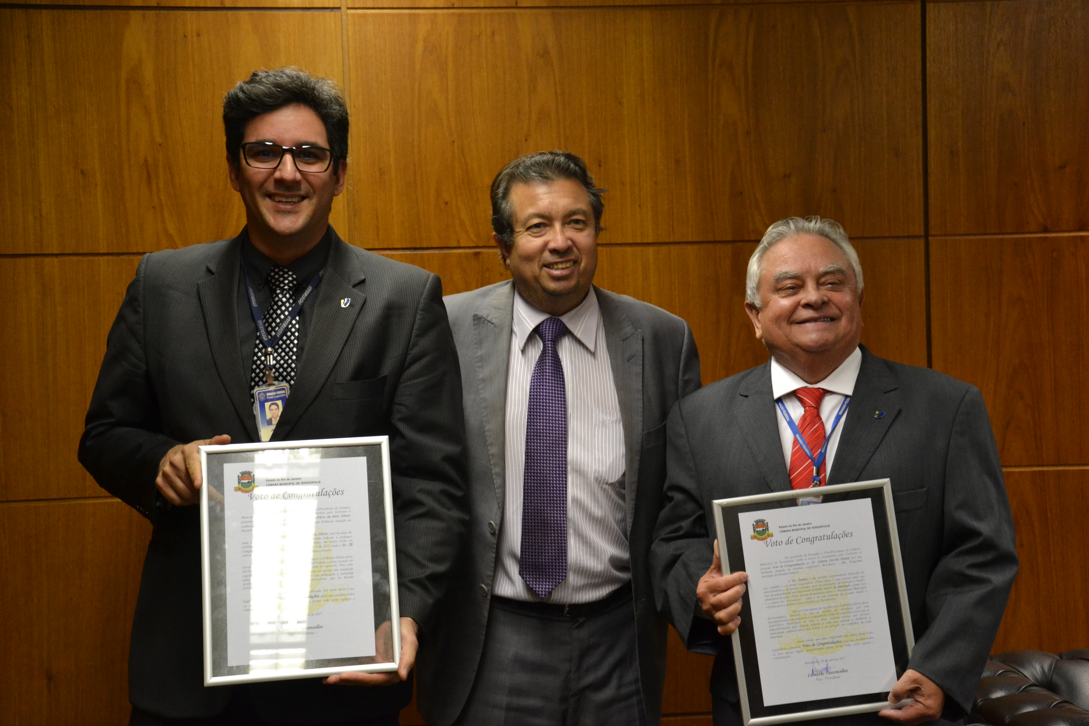 Servidores do ILB recebem reconhecimento da Câmara de Teresópolis