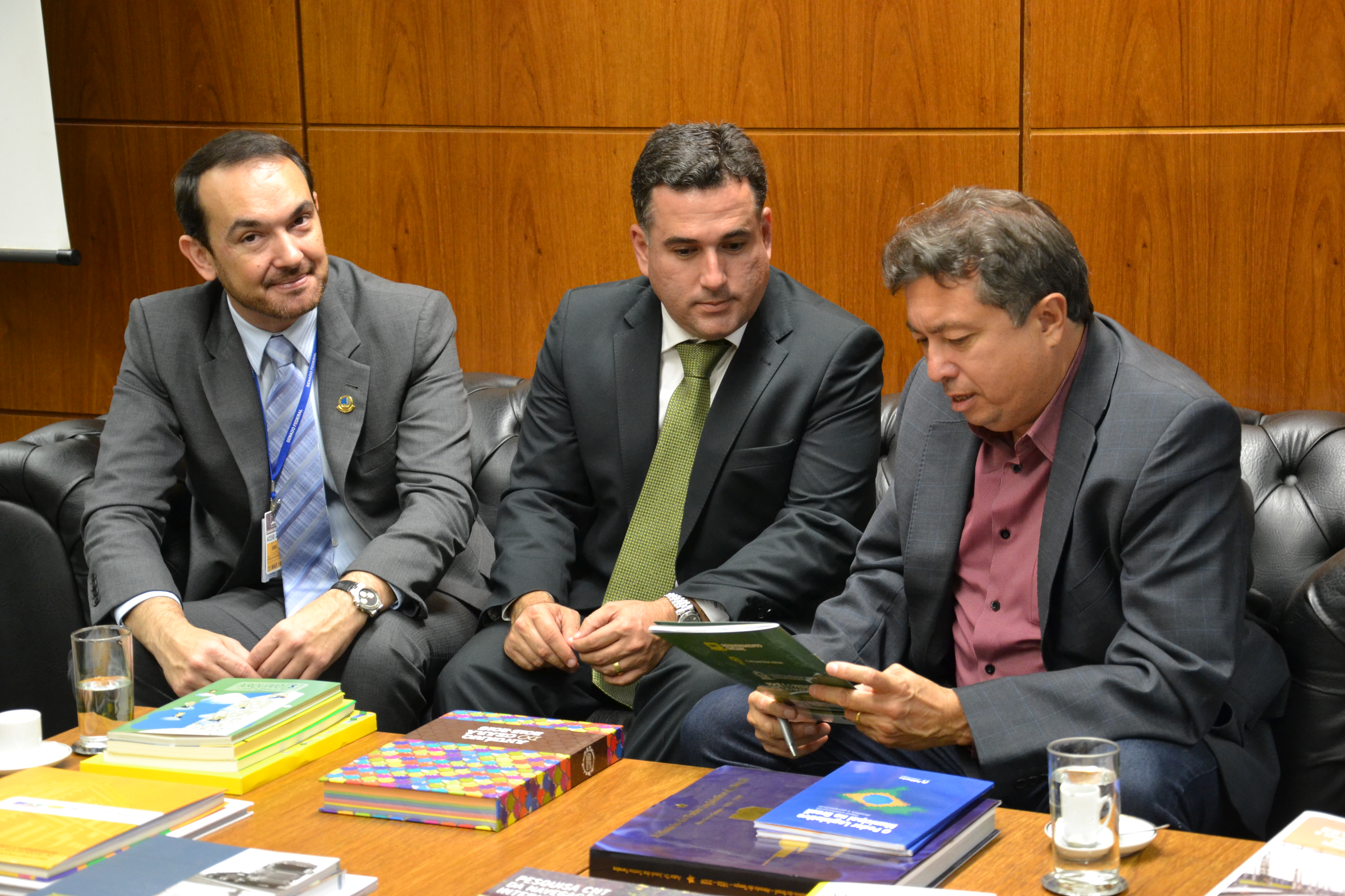 Vereador de Maracanaú (CE) se reúne com diretor-executivo do ILB/Interlegis