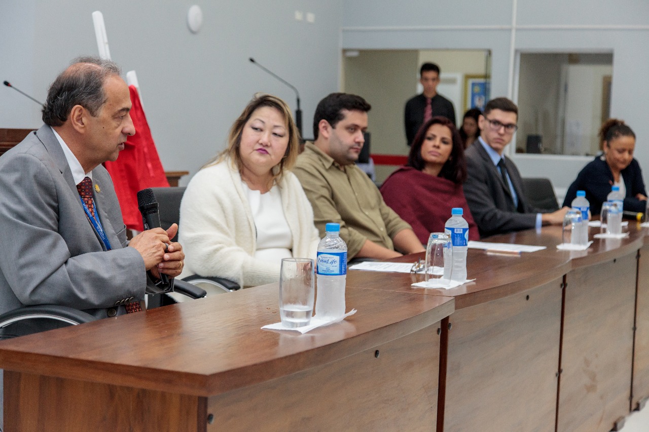 Miracatu inaugura sua Escola Legislativa, a primeira do Vale do Ribeira, com palestra e curso