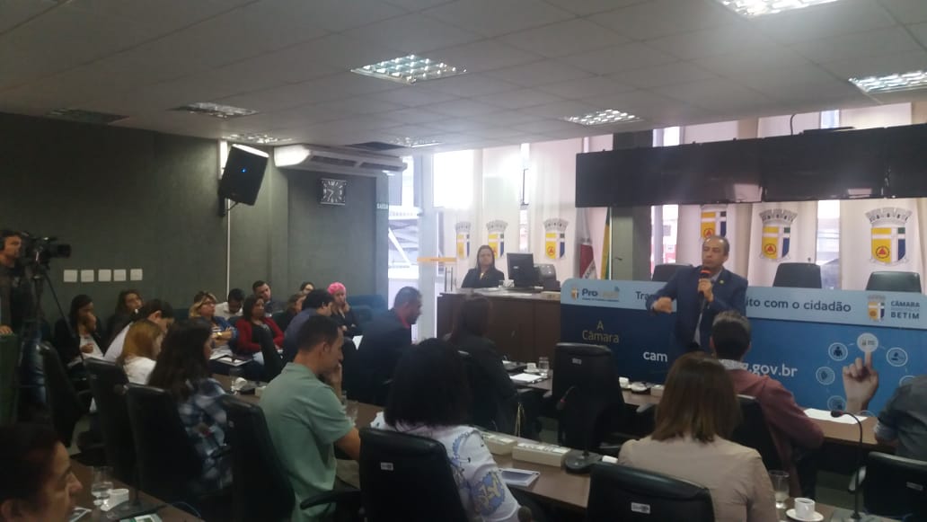 Oficina Interlegis em Betim reúne mais de 70 pessoas
